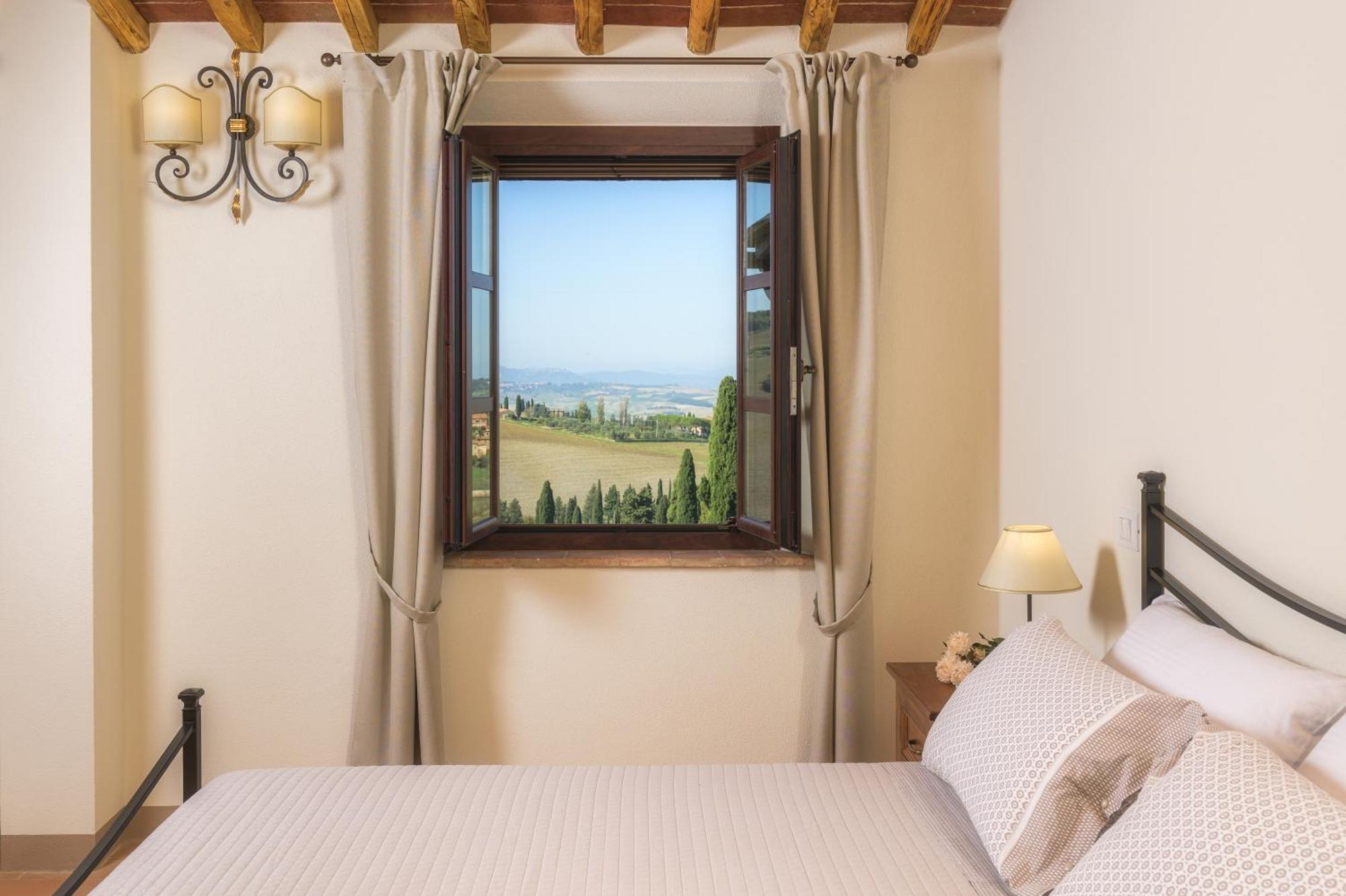 Agriturismo La Casellina Монтіккєлльо Екстер'єр фото